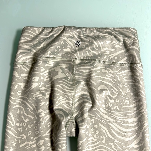 ATHLETA GIRL ULTRA HIGH RISE CHIT CHAT 7/8 TIGHT (SIZE 8-10) - Picture 4 of 5